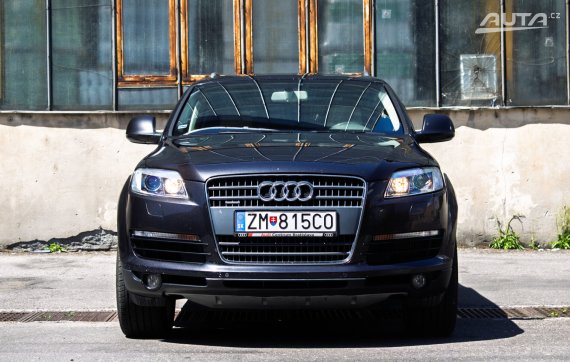 Audi Q7 3.0 quattro tiptronic 176kW AT6 / NA SPLÁTKY / NA PROTIÚČET 2007 šedá
