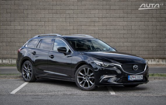Mazda 6 Combi (Wagon) 6 2.2 Skyactiv-D Revolution TOP, 129kW, M6 / AJ NA SPLÁTKY / PROTIÚČET / 2017 černá