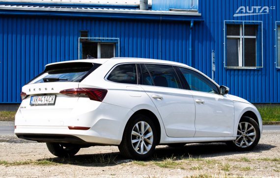 Škoda Octavia Combi 2.0 TDI SCR Style 85kW MT6 / NA SPLÁTKY / NA PROTIÚČET 2021 bílá