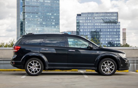 Fiat Freemont 2.0 TDI 125kW AWD / AJ NA SPLÁTKY / PROTIÚČET 2013 černá