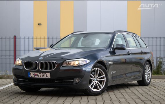 BMW Rad 5 Touring 520d / 120kW / M6 / AJ NA SPLÁTKY / PROTIÚČET 2010 - hlavní pohled