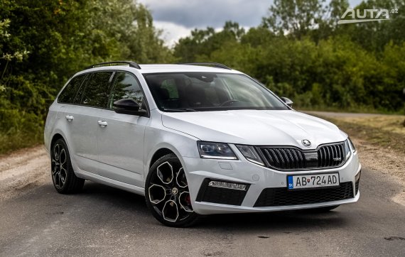 Škoda Octavia Combi 2.0TDI RS 135kW / AJ NA SPLÁTKY / PROTIÚČET 2017 bílá