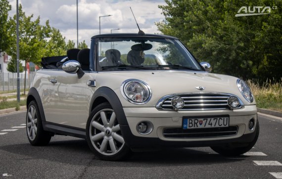 Mini Cabrio Cooper 1.6i, 88kW, M6 / AJ NA SPLÁTKY / PROTIÚČET / 2009 bílá