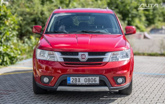 Fiat Freemont MJET 2.0 2013 červená