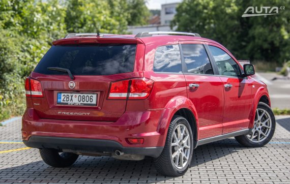 Fiat Freemont MJET 2.0 2013 červená
