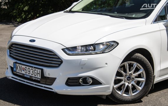Ford Mondeo Combi 2.0 TDCi Duratorq Titanium, 132kW, M6 / AJ NA SPLÁTKY / PROTIÚČET / 2016 bílá