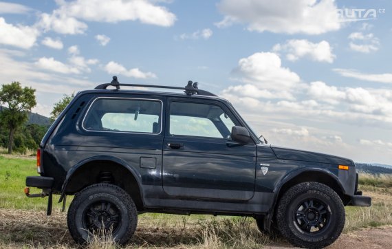 Lada Niva Bronto AWD 61kW 2020 zelená