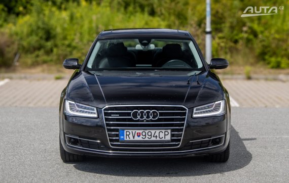 Audi A8 AT/8 4x4 190kW / AJ NA SPLÁTKY / PROTIÚČET/ 2016 černá