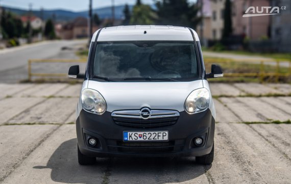 Opel Combo Van 66kW MT/5 / AJ NA SPLÁTKY / PROTIÚČET 2016 bílá