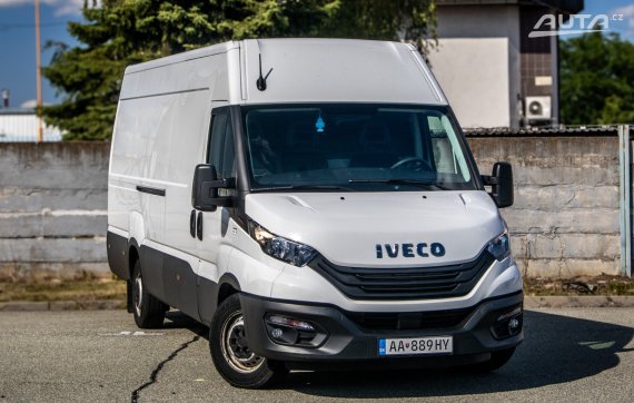 Iveco Daily 35S18 MT/6 129kW 2024 / AJ NA SPLÁTKY / PROTIÚČET 2024 bílá