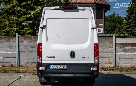 Iveco Daily 35S18 MT/6 129kW 2024 / AJ NA SPLÁTKY / PROTIÚČET 2024 bílá