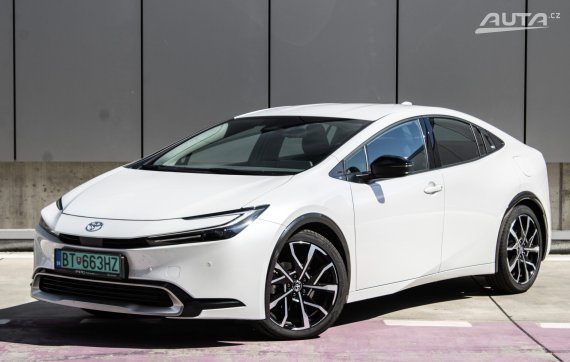 Toyota Prius 164 kW, automat, plugin, 2025, Prestige