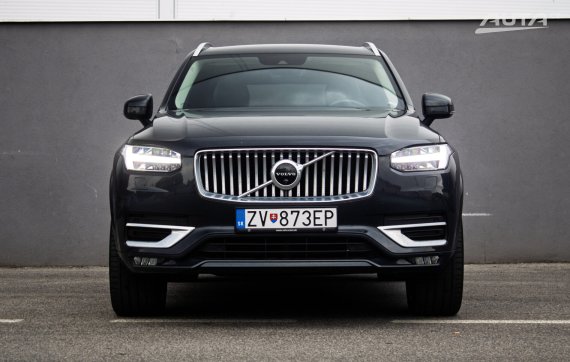 Volvo XC90 T6 Inscription 228kW AT8 / NA SPLÁTKY / NA PROTIÚČET 2019 šedá