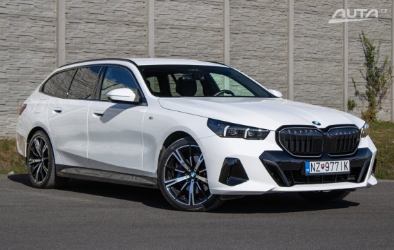 BMW Rad 5 Touring 520d  mHEV xDrive A/T M-Sport Pro, 145kW / AJ NA SPLÁTKY / PROTIÚČET / 2024 bílá