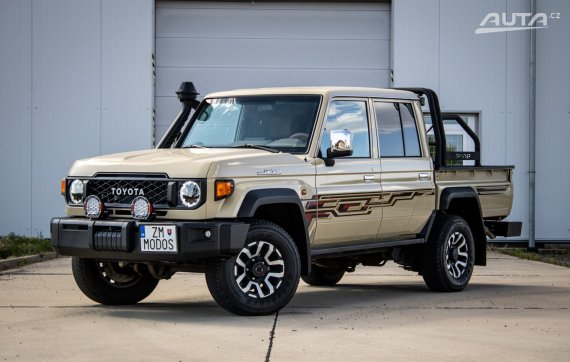 Toyota Land Cruiser 79 LX 2.8L Double Cab A/T, 150kW / AJ NA SPLÁTKY / PROTIÚČET /