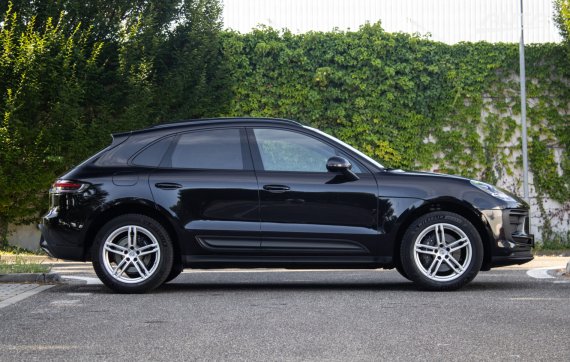 Porsche Macan PDK / 195kW / A7 / ZÁRUKA / AJ NA SPLÁTKY / PROTIÚČET 2024 černá