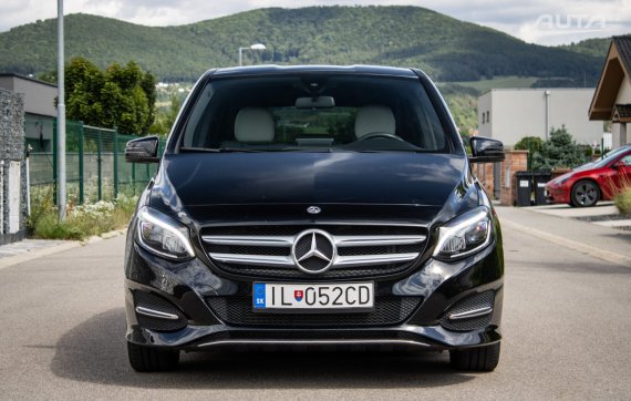 Mercedes-Benz B trieda 160 2018 černá
