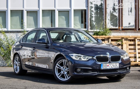 BMW Rad 3 320 xDrive Advantage / 140kW / A8 / ZÁRUKA / AJ NA SPLÁTKY / PROTIÚČET 2016 modrá