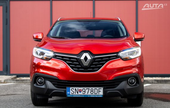 Renault Kadjar Energy TCe / 96kW / M6 / ZÁRUKA / AJ NA SPLÁTKY / PROTIÚČET 2017 červená