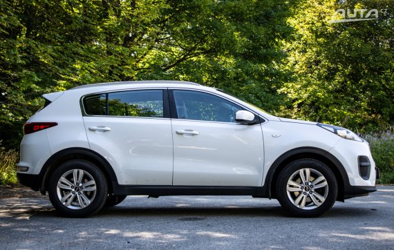 Kia Sportage 1.7 CRDi 2WD, 85kW, M6 / AJ NA SPLÁTKY / PROTIÚČET / 2018 bílá