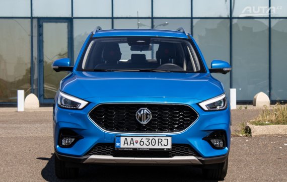 Mg ZS 1.5 DVVT Essential Plus / 78kW / M5 / ZÁRUKA / AJ NA SPLÁTKY / PROTIÚČET 2025 modrá