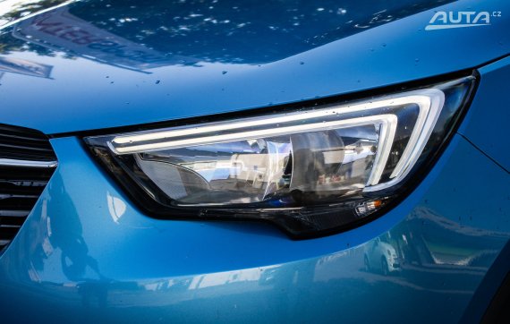 Opel Crossland X 1.2, 61kW (2019) / AJ NA SPLÁTKY / PROTIÚČET / 2019 modrá