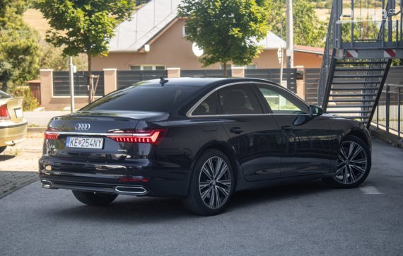 Audi A6 45 2.0 TFSI mHEV Design / 180kW / A7 / ZÁRUKA / AJ NA SPLÁTKY / PROTIÚČET 2020 modrá