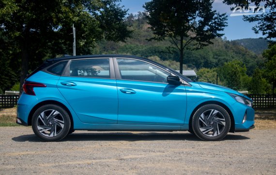 Hyundai i20 1.0 T-GDi FAMILY 74kW MT6 / NA SPLÁTKY / NA PROTIÚČET 2023 modrá