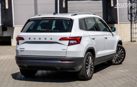 Škoda Karoq 2.0 TDi DSG 4x4 Style Plus Webasto 2021 bílá