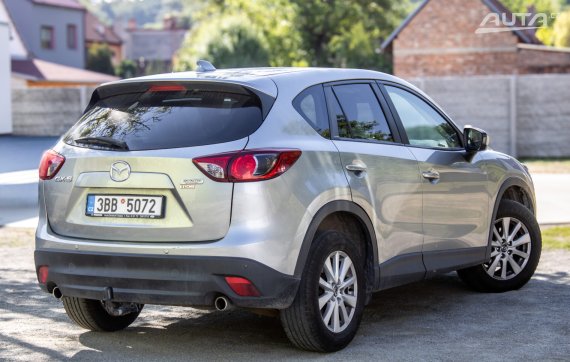 Mazda CX-5 TDCi 2012 110kW 2012 šedá