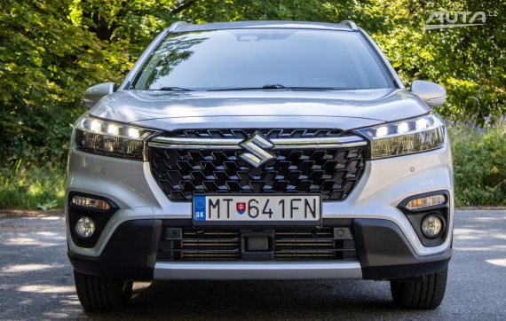 Suzuki SX4 S-Cross 1.4 BoosterJet ALLGRIP 4WD Premium / AJ NA SPLÁTKY / PROTIÚČET / 2022 stříbrná metalíza