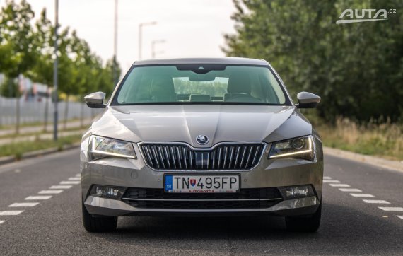 Škoda Superb 2.0 TDI Style DSG AT/7 110kW / AJ NA SPLÁTKY / PROTIÚČET 2018 hnědá