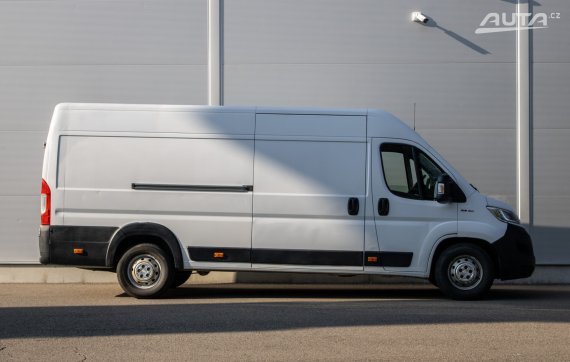 Fiat Ducato 2.3 Multijet L4H2 / 96kW / M6 / AJ NA SPLÁTKY / PROTIÚČET 2018 bílá