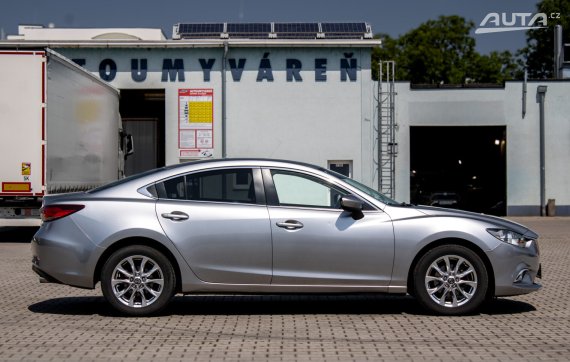 Mazda 6 2.2 Skyactiv-D 110kW 2014 šedá