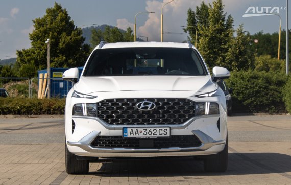 Hyundai Santa Fe 2.2 CRDi Premium 4x4 / 148kW / A8 / ZÁRUKA / AJ NA SPLÁTKY / PROTIÚČET 2023 bílá