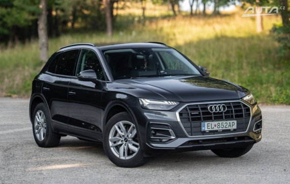 Audi Q5 50 2.0 TFSI e 220kW S tronic Plug-In Hybrid / AJ NA SPLÁTKY / PROTIÚČET 2021 šedá