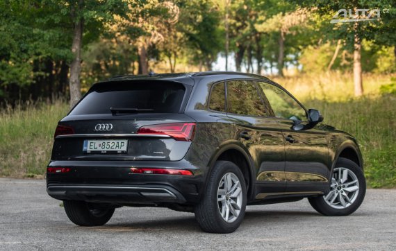 Audi Q5 50 2.0 TFSI e 220kW S tronic Plug-In Hybrid / AJ NA SPLÁTKY / PROTIÚČET 2021 šedá