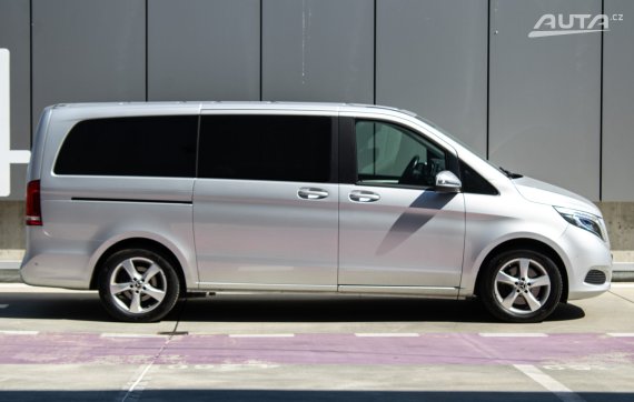 Mercedes-Benz V trieda V250 d lang Exclusive A/T 2018 stříbrná metalíza