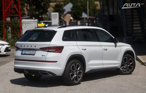 Škoda Kodiaq 2.0 TDI RS DSG 4x4 / 176kW / A7 / ZÁRUKA / AJ NA SPLÁTKY / PROTIÚČET 2019 bílá