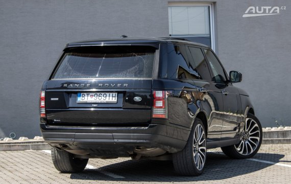 Land Rover Range Rover 4.4L SDV8 Autobiography / 250kW / A8 / ZÁRUKA / AJ NA SPLÁTKY / PROTIÚČET 2013 černá