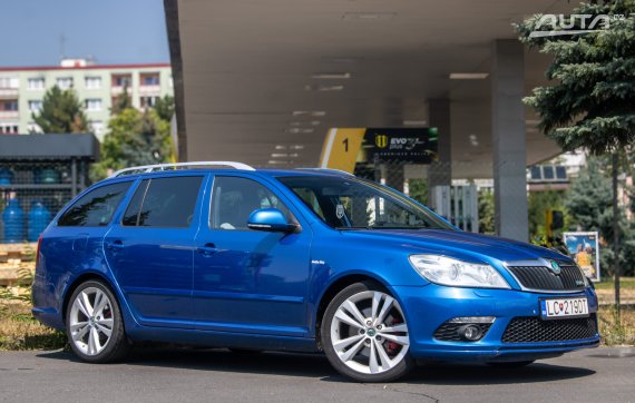 Škoda Octavia Combi 2.0 TDI RS DSG / 125kW / A6 / ZÁRUKA / AJ NA SPLÁTKY / PROTIÚČET 2012 modrá