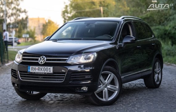 Volkswagen Touareg 3.0 TDI V6 / 180kW / A8 / ZÁRUKA / AJ NA SPLÁTKY / PROTIÚČET 2013 - hlavní pohled