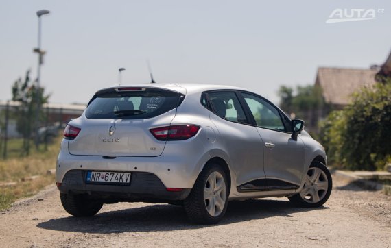 Renault Clio Energy 1.5 dCi Dynamique / 66 kW / M5 / ZÁRUKA / AJ NA SPLÁTKY / PROTIÚČET 2013 stříbrná metalíza