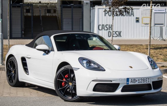 Porsche Boxster 718, 220kW (2017) / AJ NA SPLÁTKY / PROTIÚČET / 2017 bílá