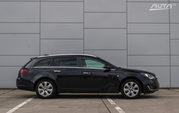 Opel Insignia ST 1.6 CDTI / Aj na splátky / Protiúčet 2017 černá