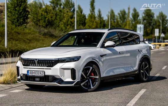Voyah Free REV 318 PHEV 360kW / AJ NA SPLÁTKY / PROTIÚČET 2025 - hlavní pohled