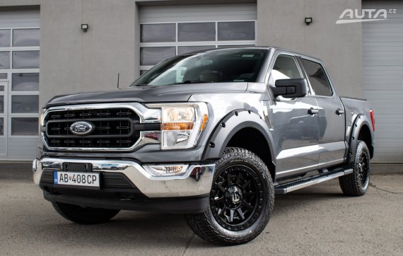 Ford F-150 XLT SuperCrew 4x4 3.5 EcoBoost / 298kW / ZÁRUKA / AJ NA SPLÁTKY / PROTIÚČET 2021 - hlavní pohled