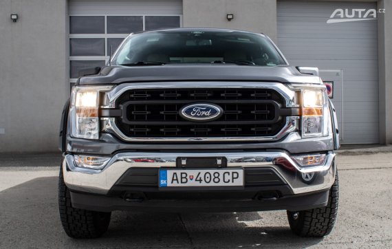 Ford F-150 XLT SuperCrew 4x4 3.5 EcoBoost / 298kW / ZÁRUKA / AJ NA SPLÁTKY / PROTIÚČET 2021 šedá