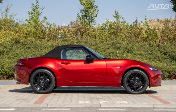 Mazda MX-5 132 MT/6 97kW 2020 / AJ NA SPLÁTKY / PROTIÚČET 2020 červená