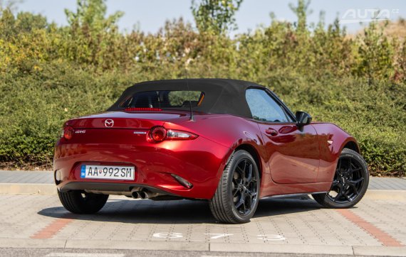 Mazda MX-5 132 MT/6 97kW 2020 / AJ NA SPLÁTKY / PROTIÚČET 2020 červená